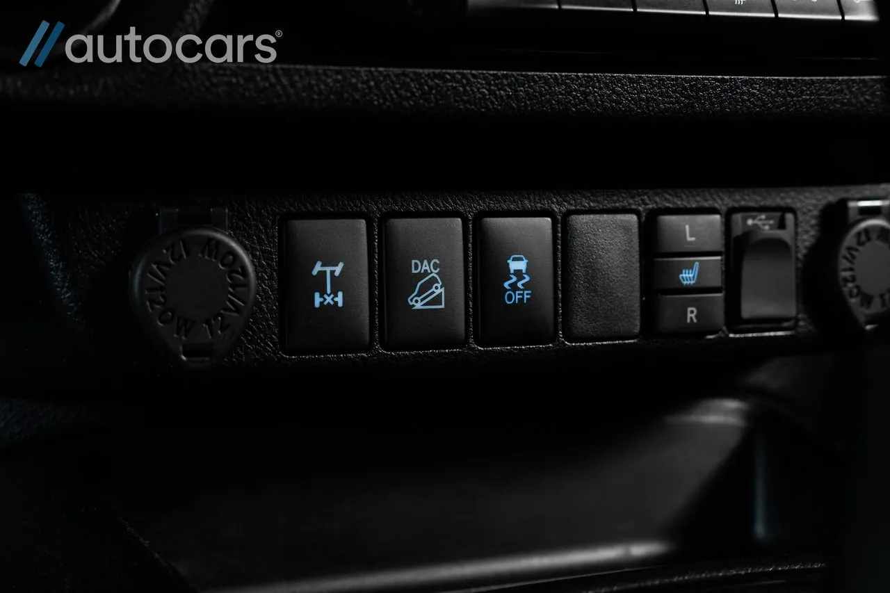 Toyota Hilux bild 26
