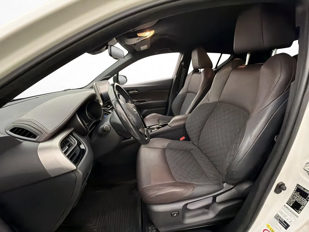 Toyota C-HR bild 11