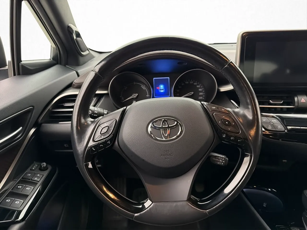 Toyota C-HR bild 21