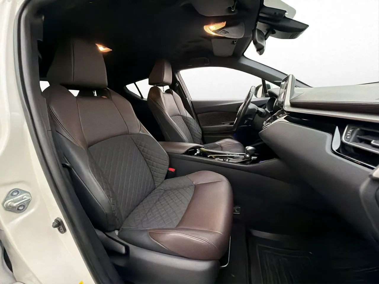 Toyota C-HR bild 13