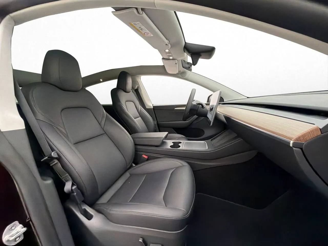 Tesla Model Y bild 15