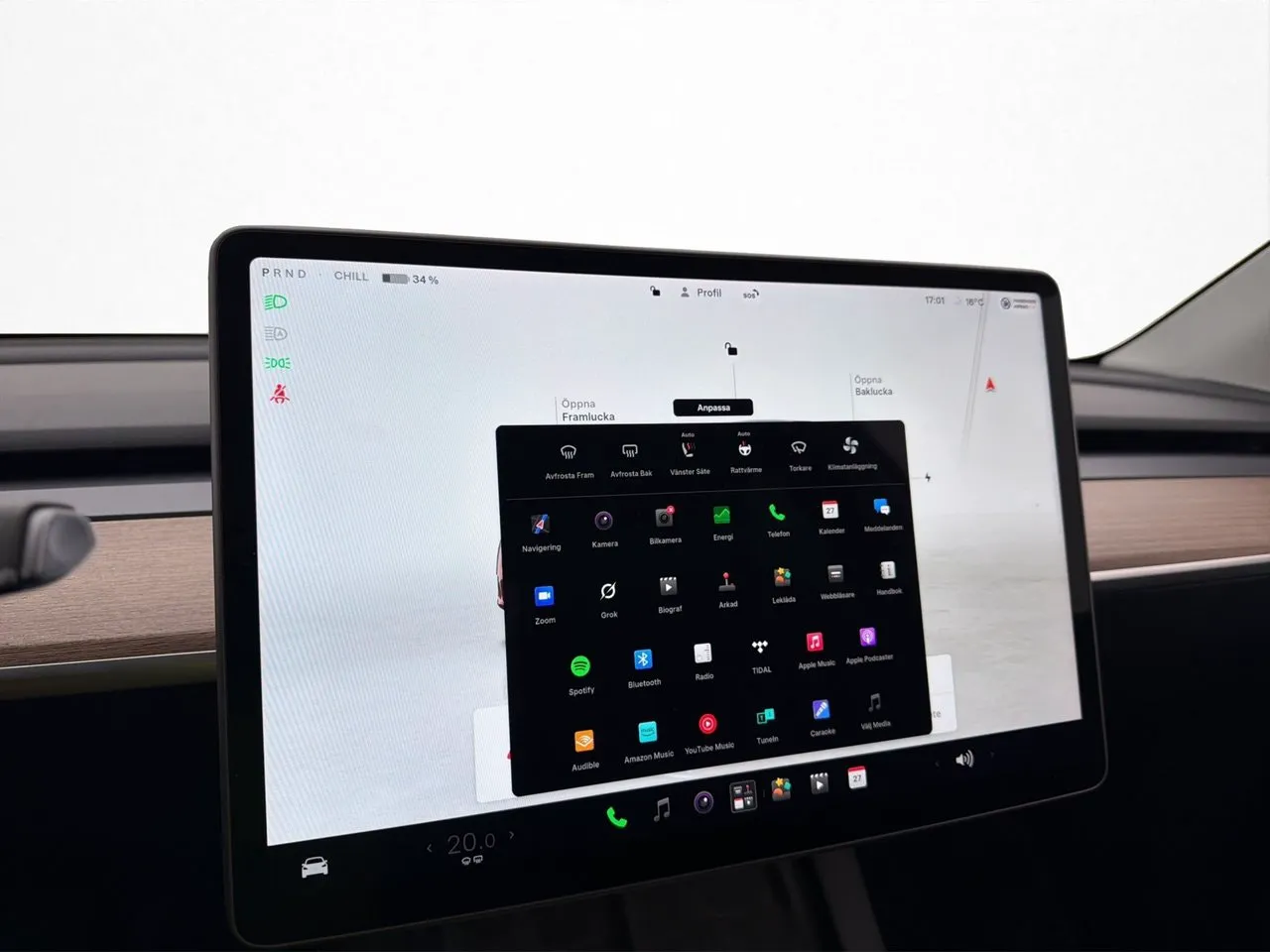 Tesla Model Y bild 23