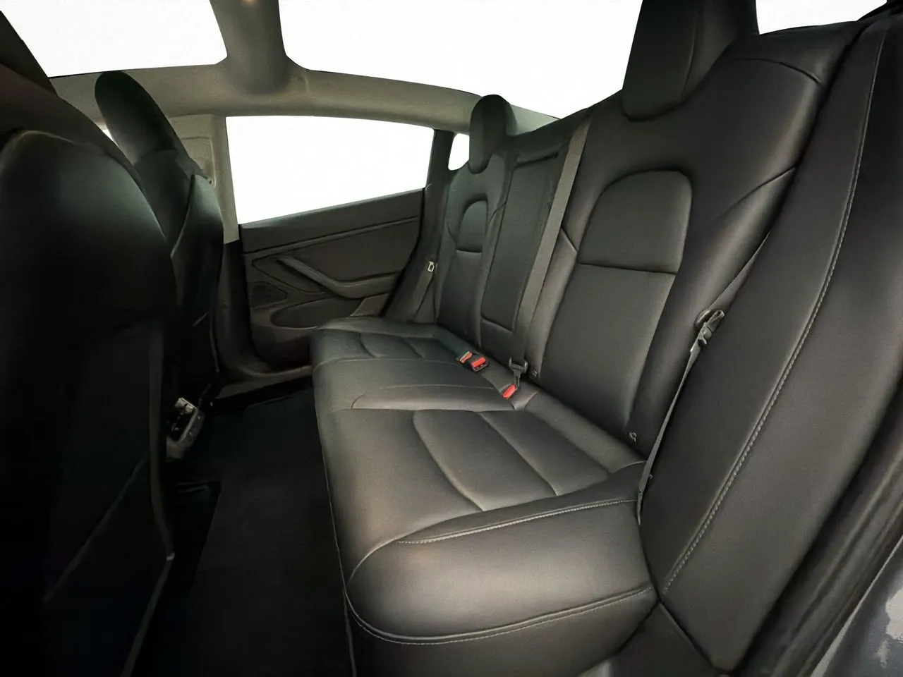 Tesla Model 3 bild 17