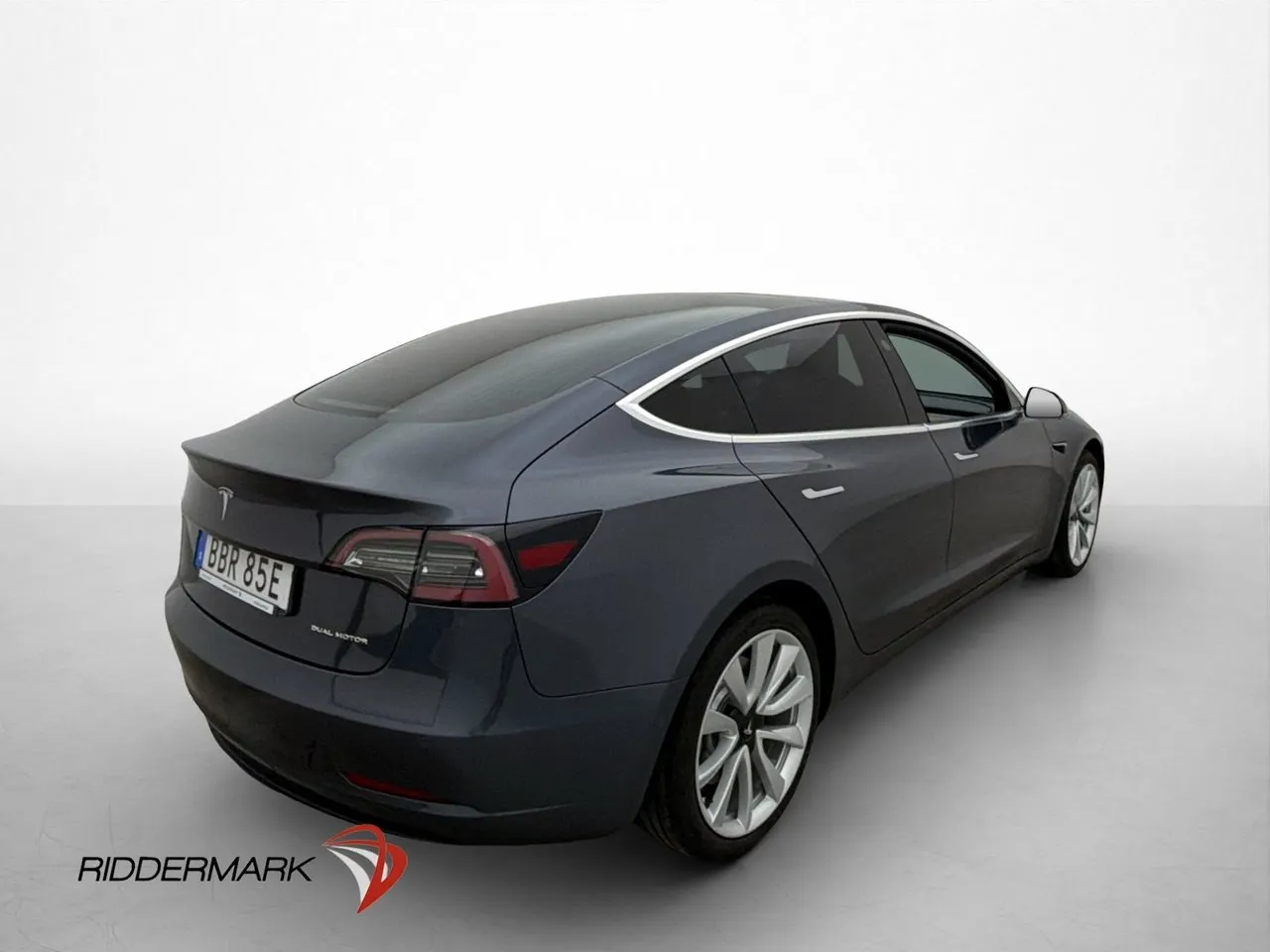 Tesla Model 3 bild 9