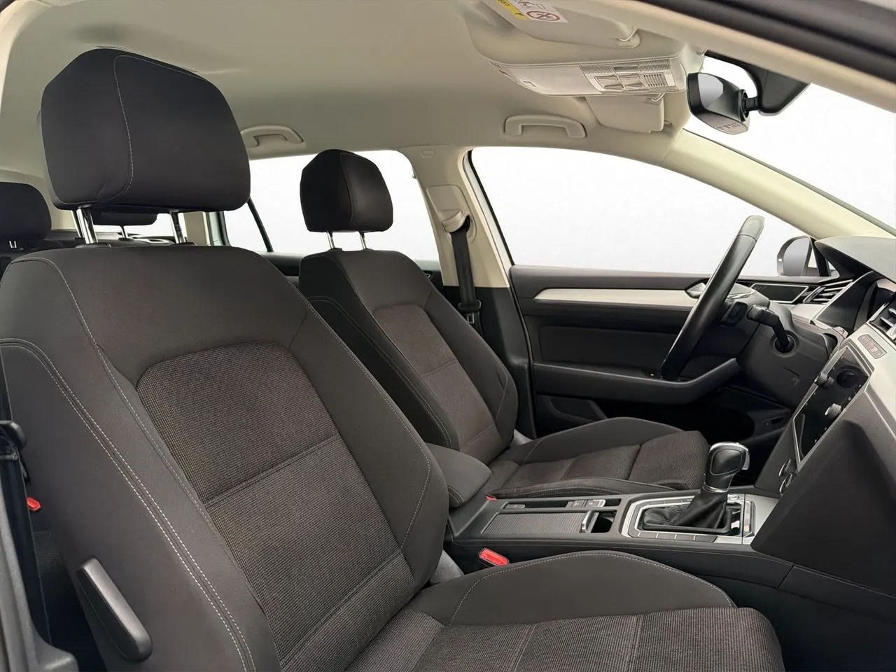 Volkswagen Passat bild 14