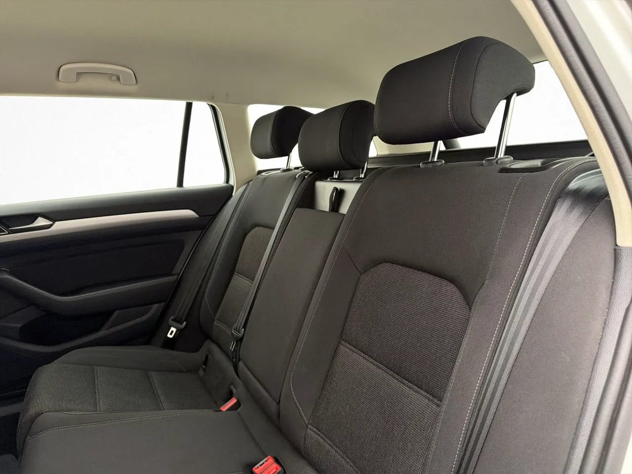 Volkswagen Passat bild 17