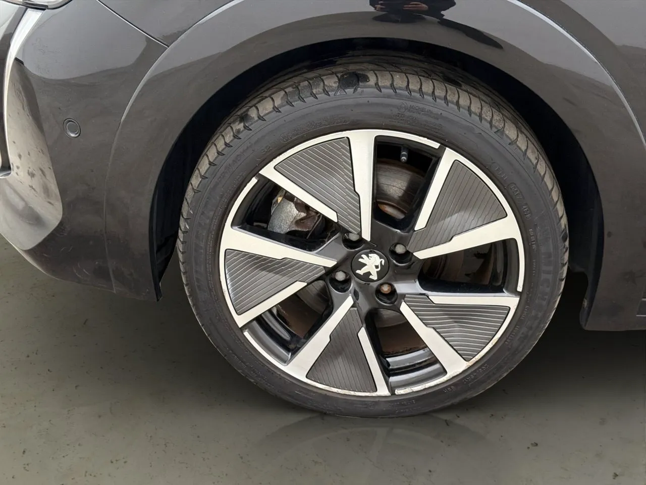 Peugeot e-208 bild 11