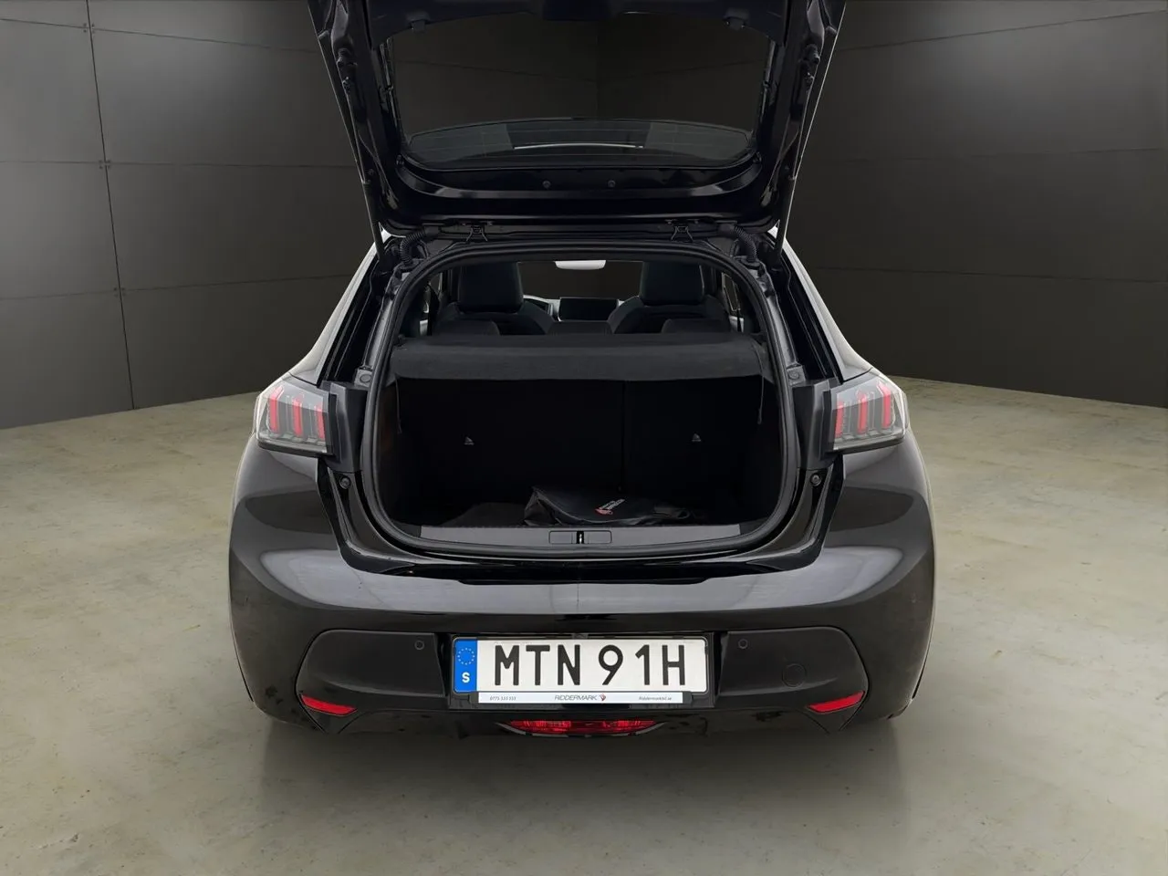 Peugeot e-208 bild 18
