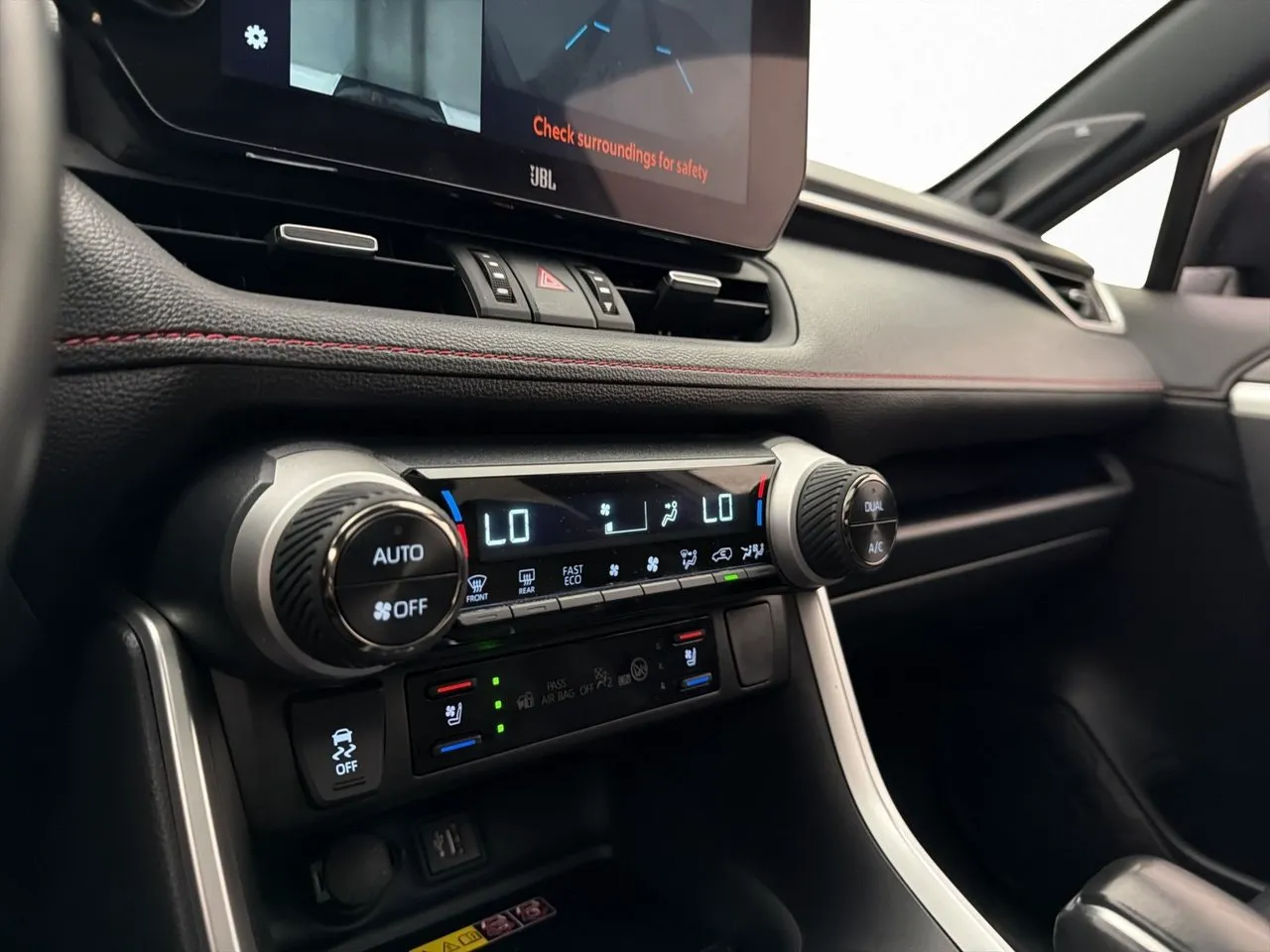 Toyota RAV4 bild 30