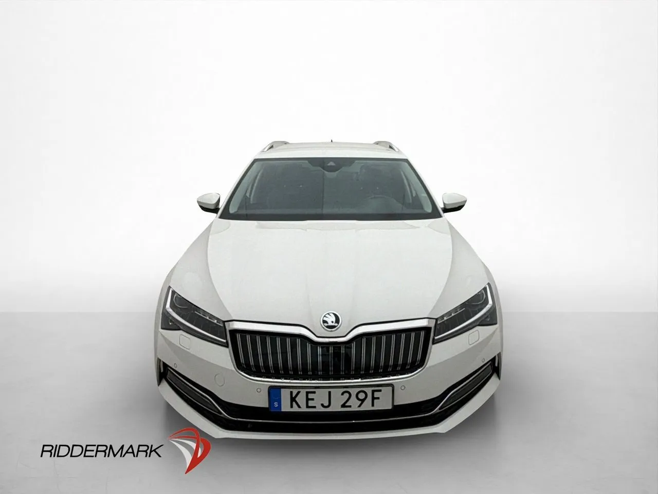 Skoda Superb bild 2