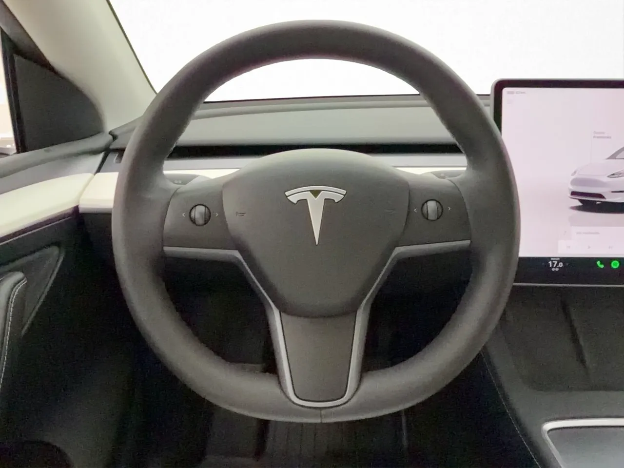 Tesla Model Y bild 33