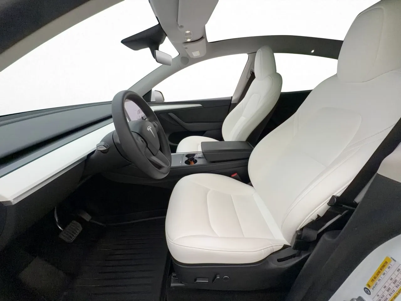 Tesla Model Y bild 12