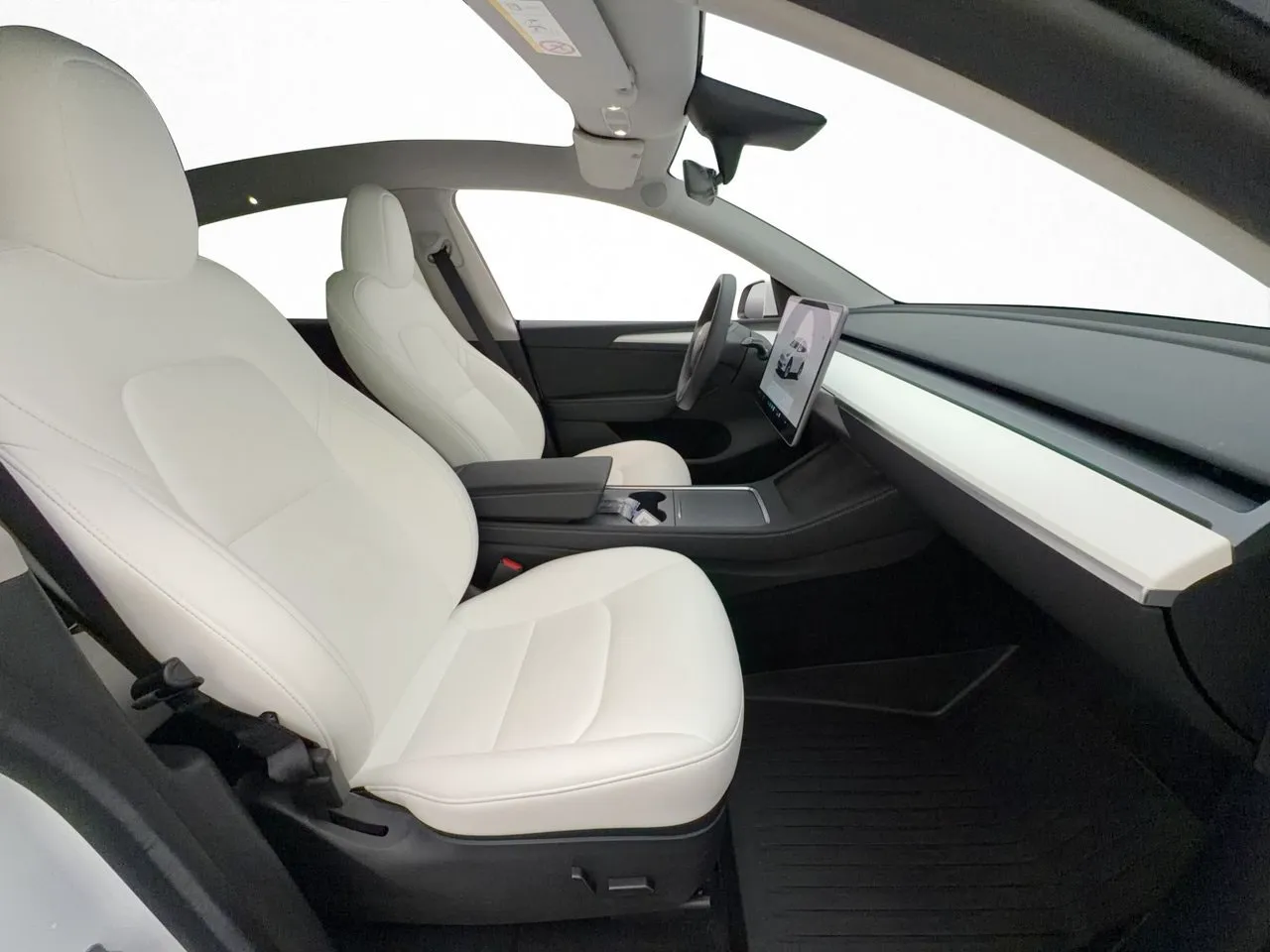 Tesla Model Y bild 16