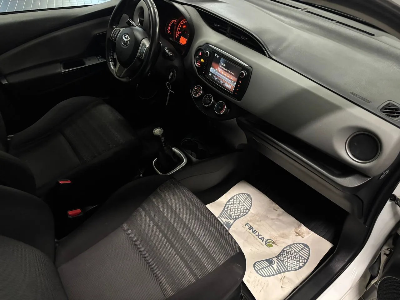 Toyota Yaris bild 16