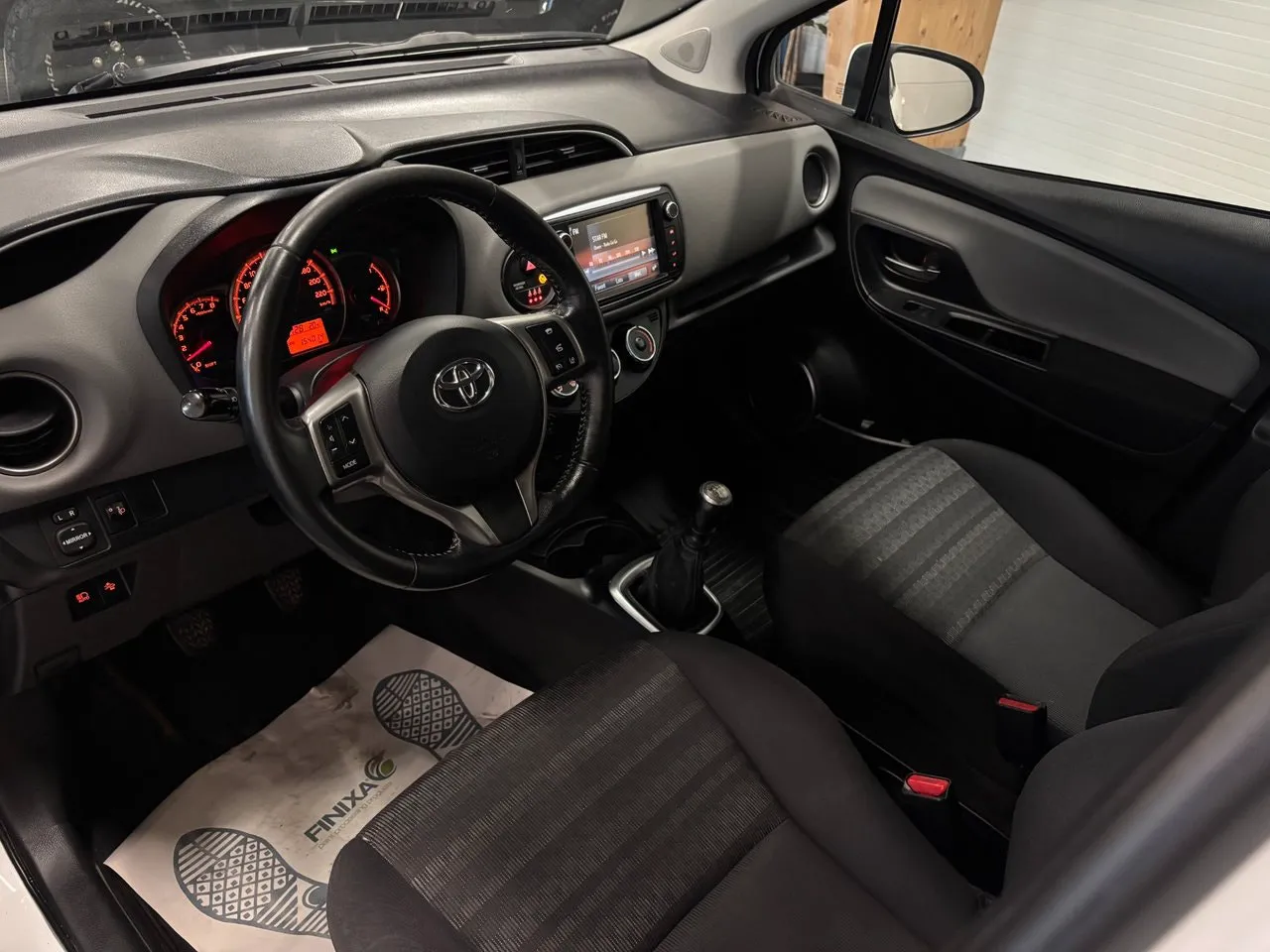 Toyota Yaris bild 5