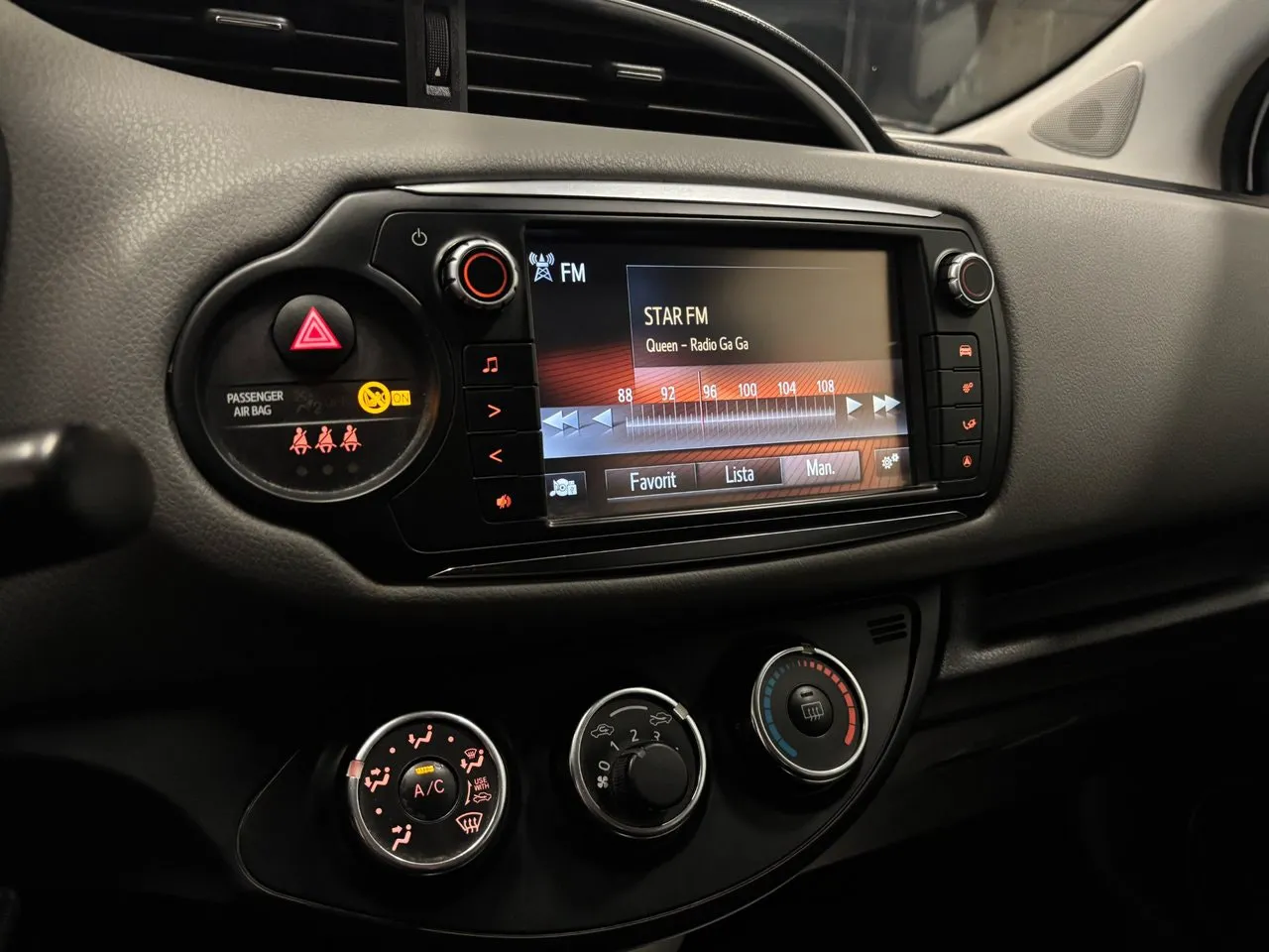 Toyota Yaris bild 10