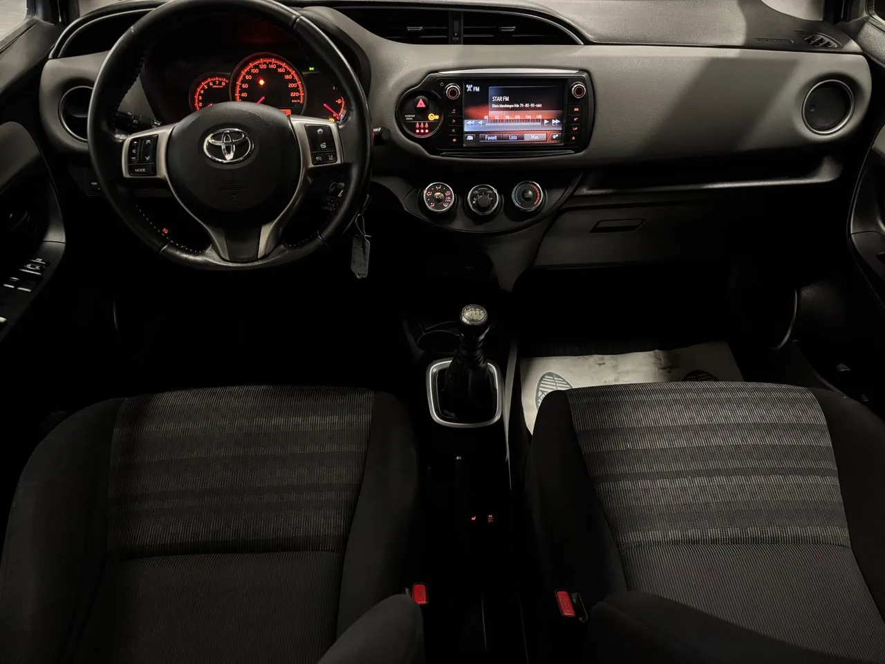 Toyota Yaris bild 15