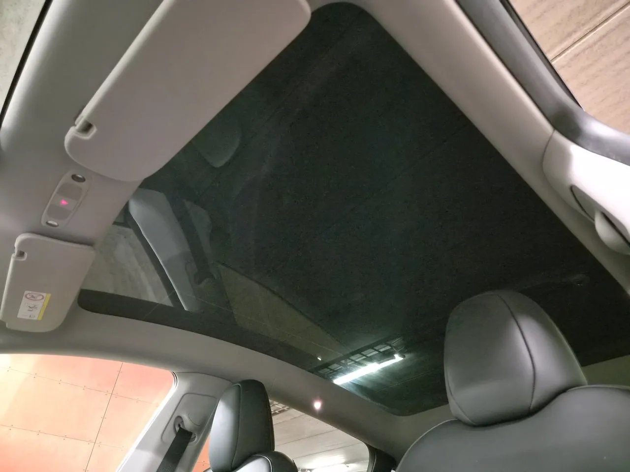 Tesla Model Y bild 16