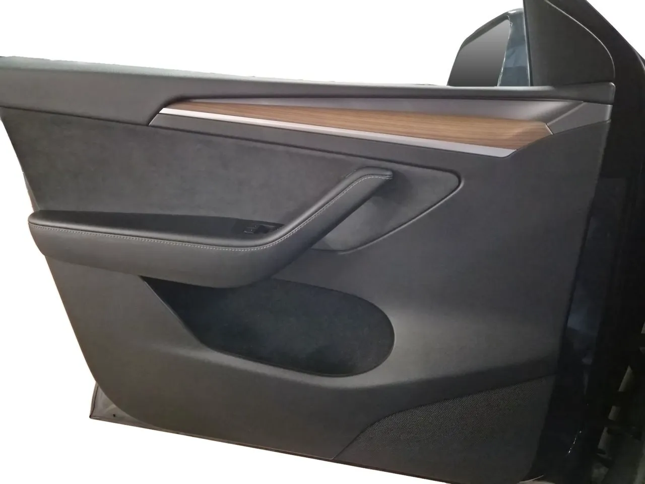 Tesla Model Y bild 17