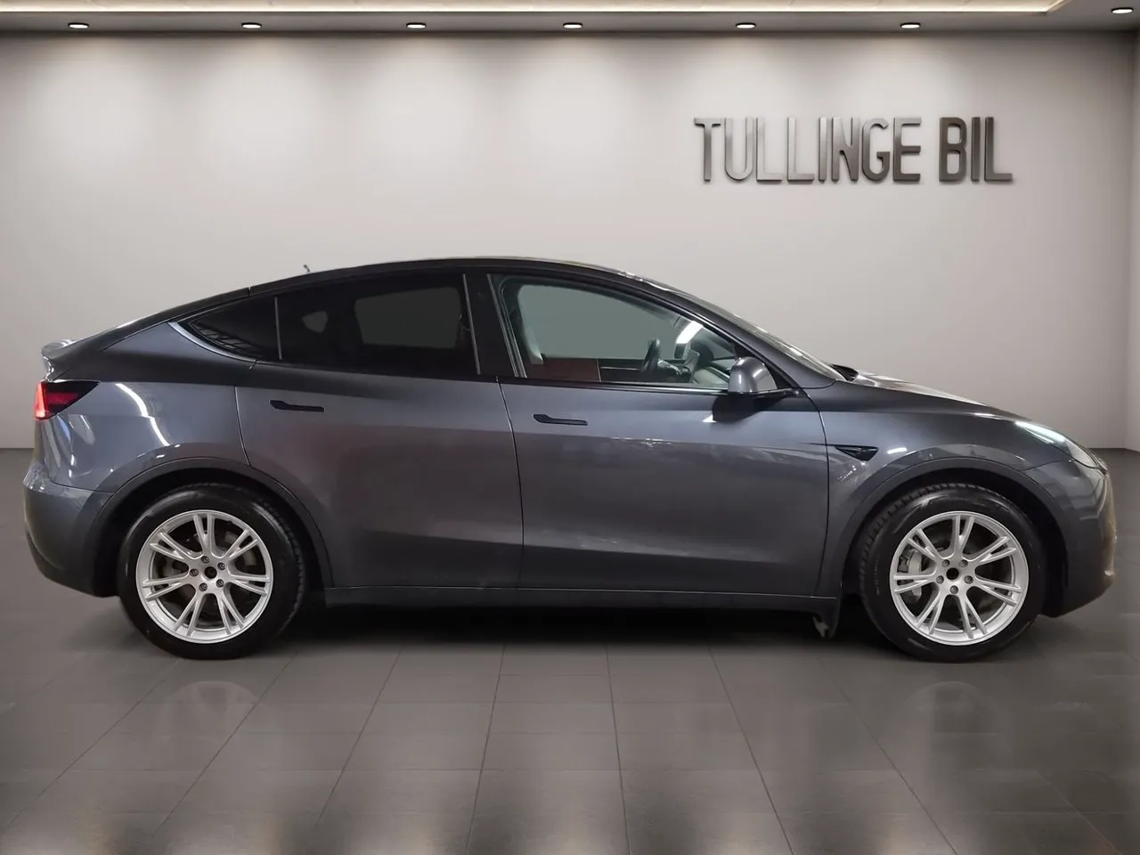 Tesla Model Y bild 6