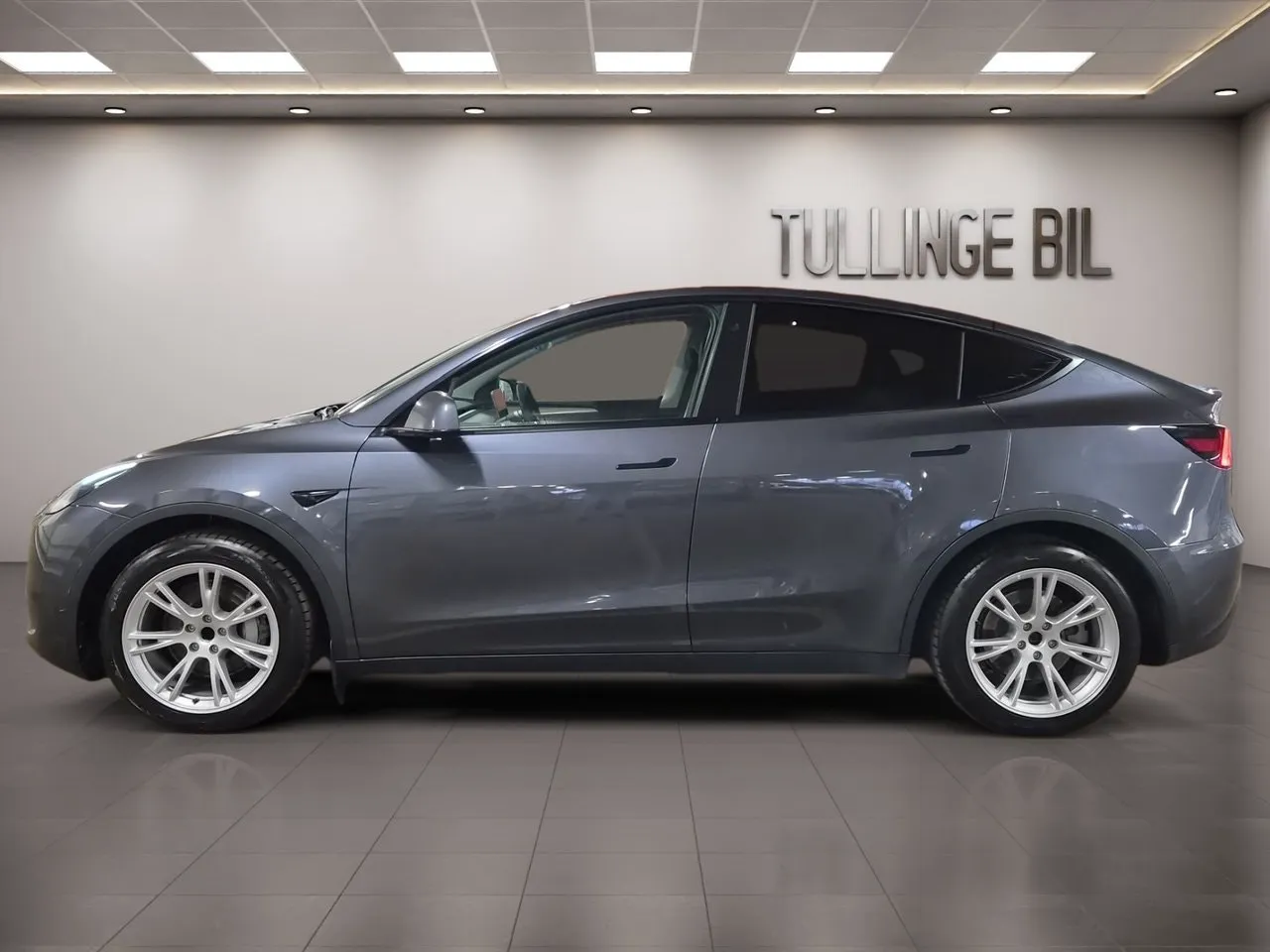 Tesla Model Y bild 2