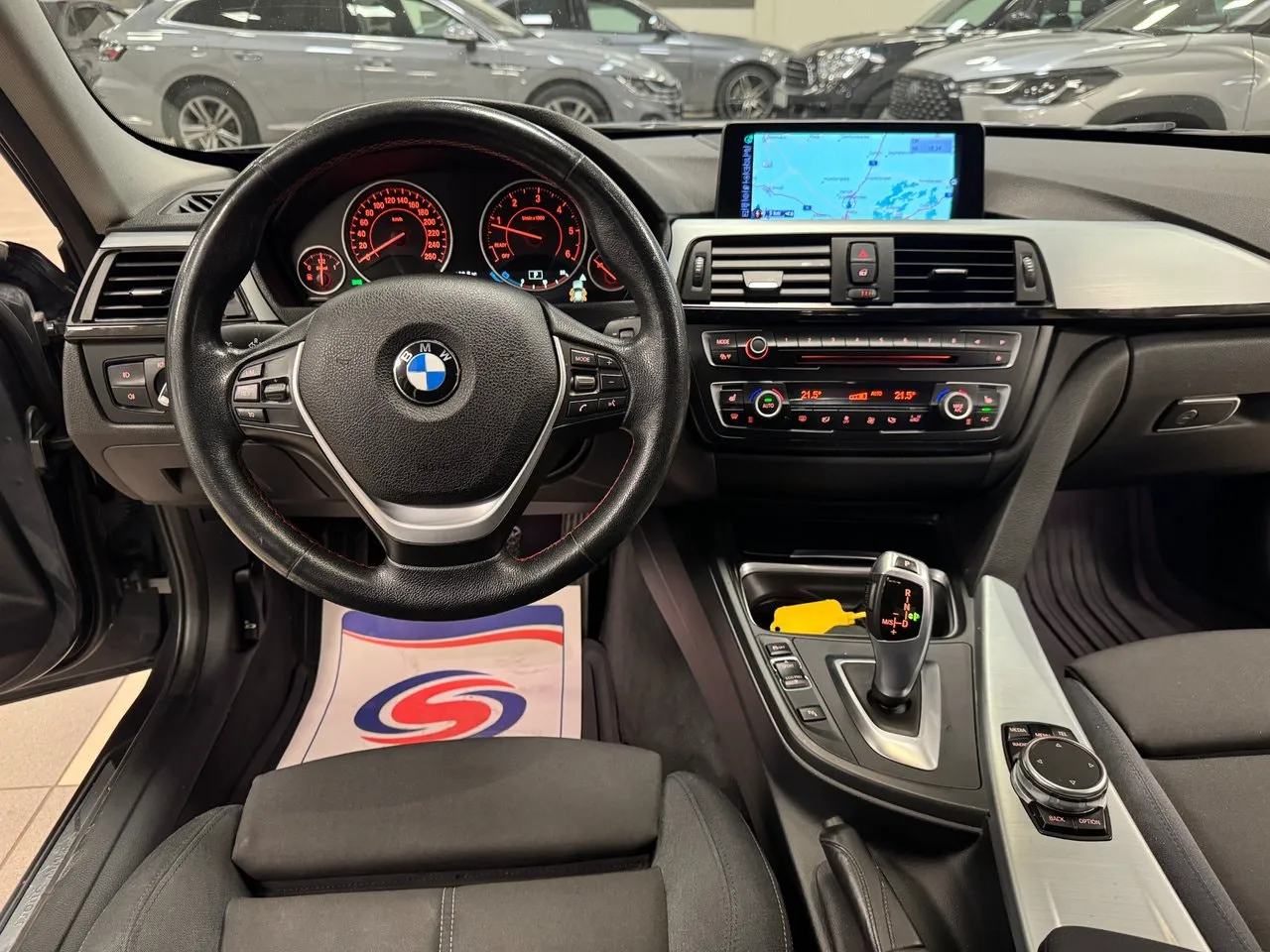 BMW 320 bild 5