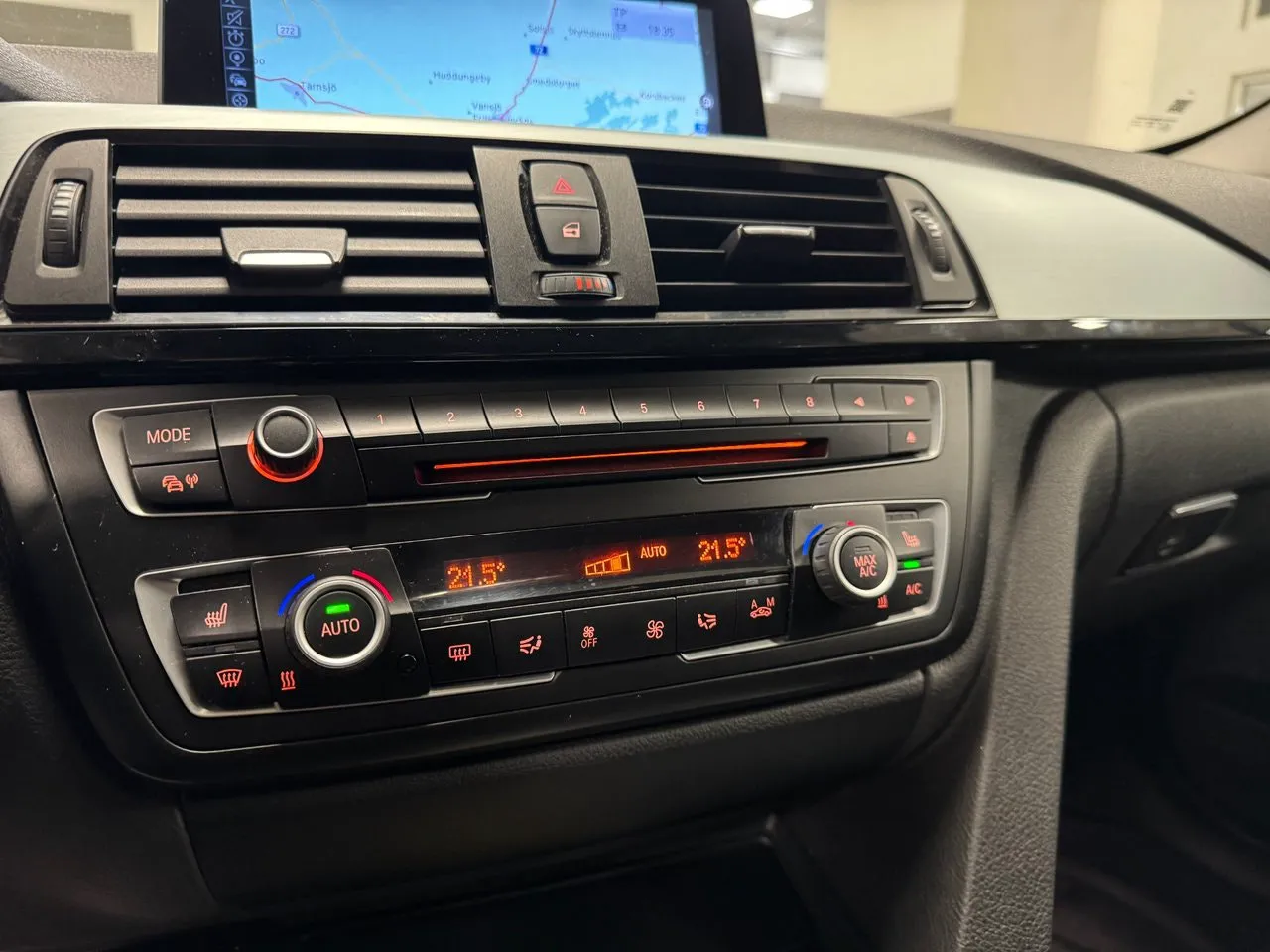 BMW 320 bild 12