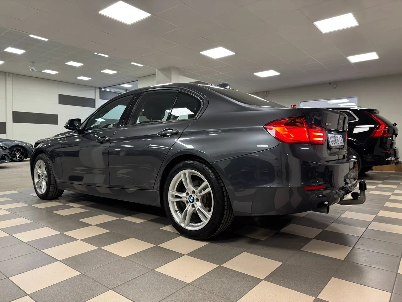 BMW 320 bild 3