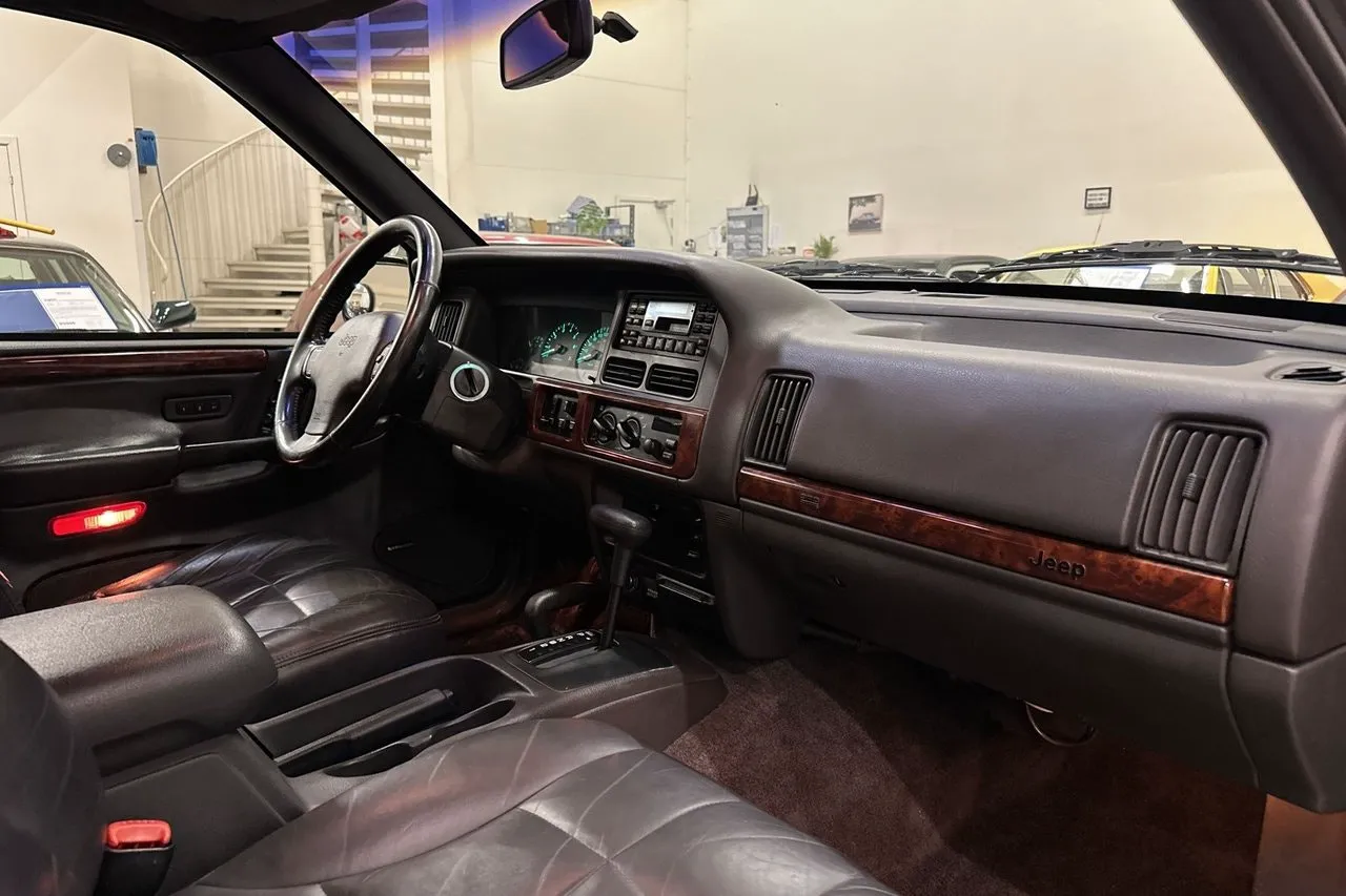 Jeep Grand Cherokee bild 12
