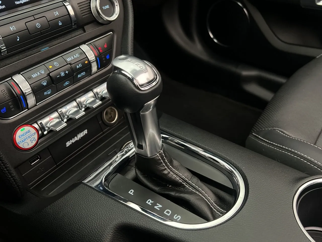 Ford Mustang bild 24