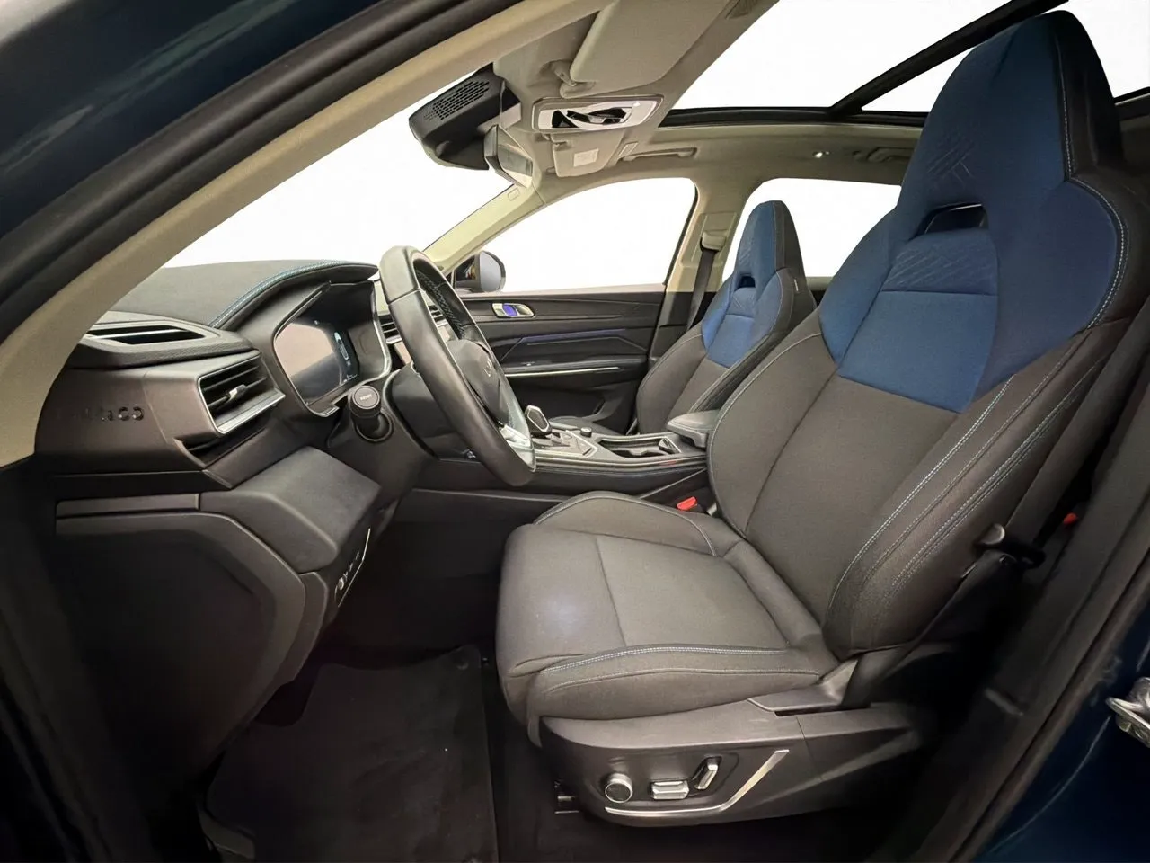 Lynk & Co 01 bild 14