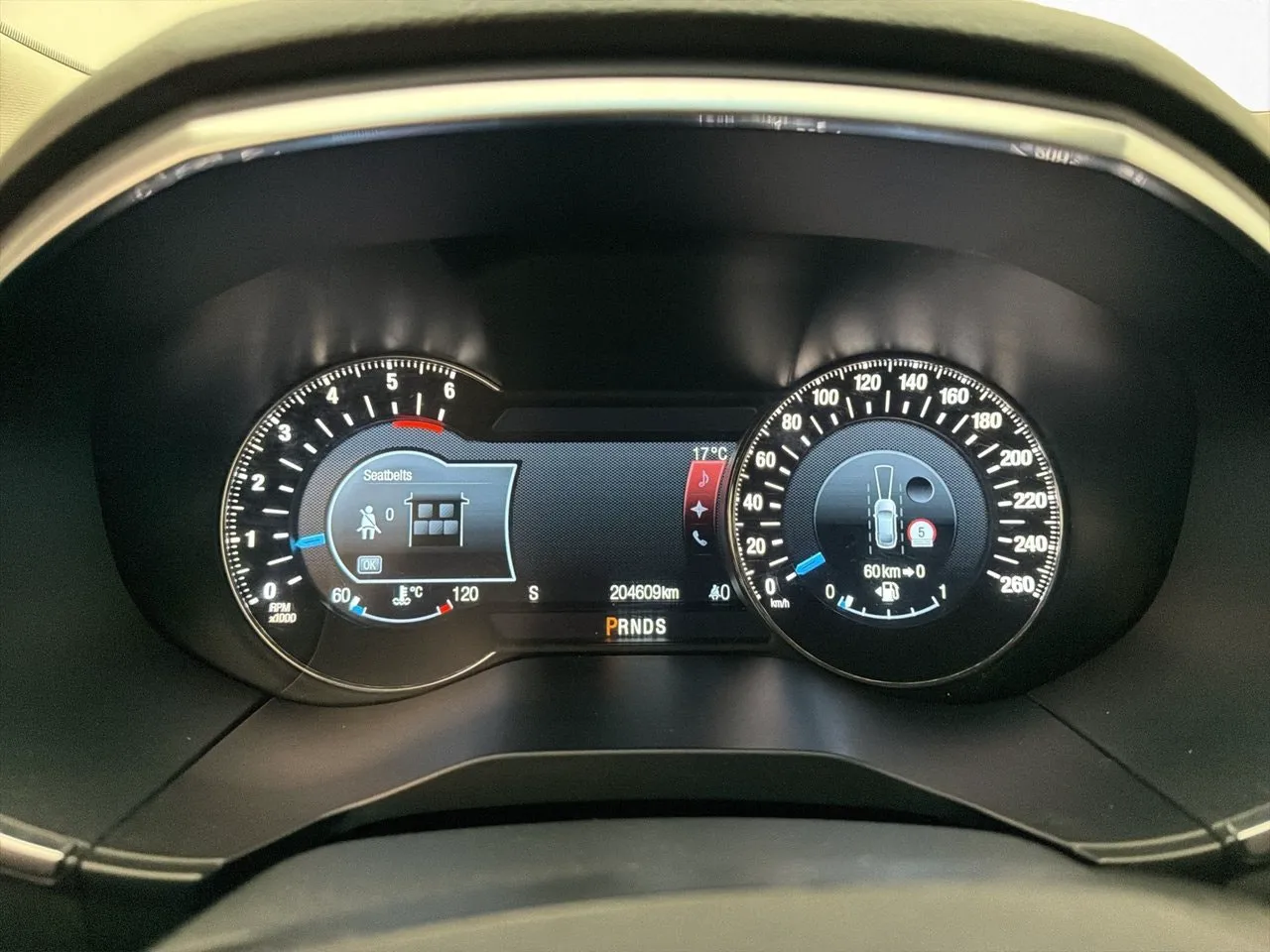 Ford Edge bild 16