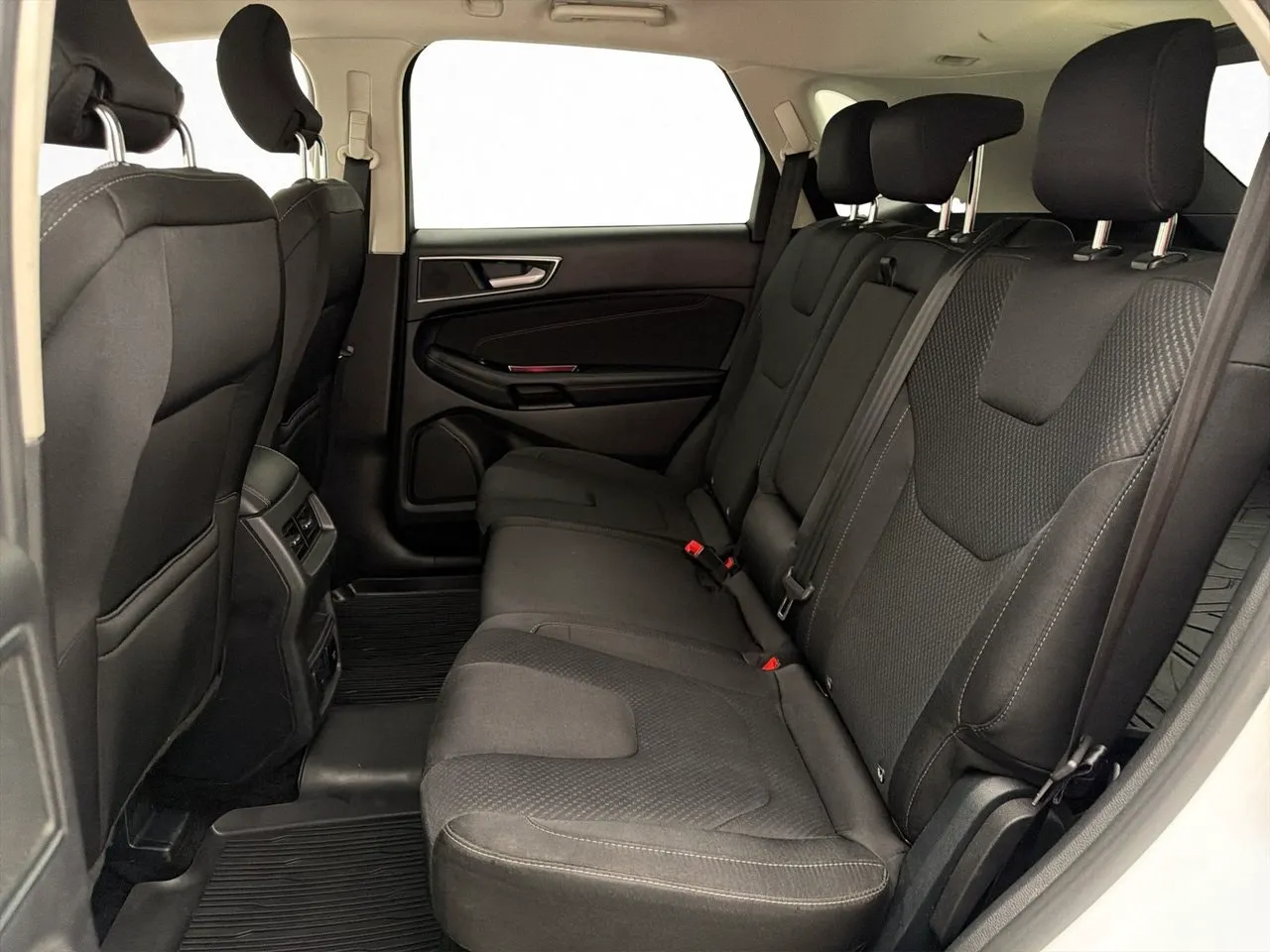 Ford Edge bild 25