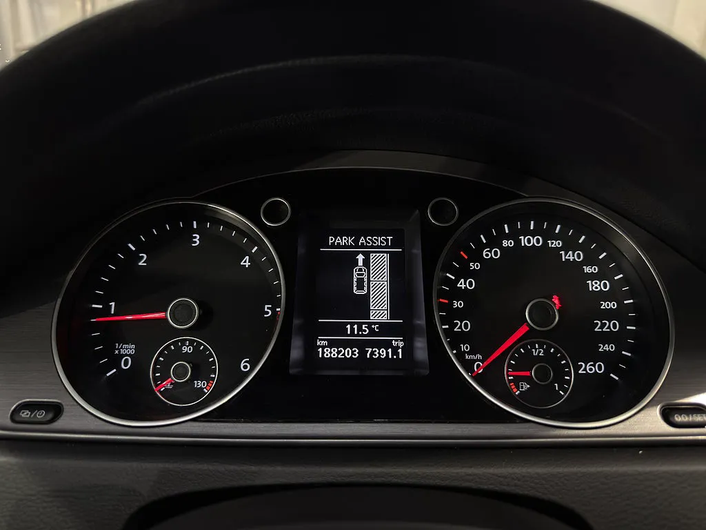 Volkswagen Passat bild 13