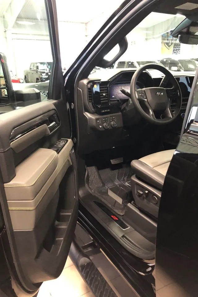 Chevrolet Silverado bild 10