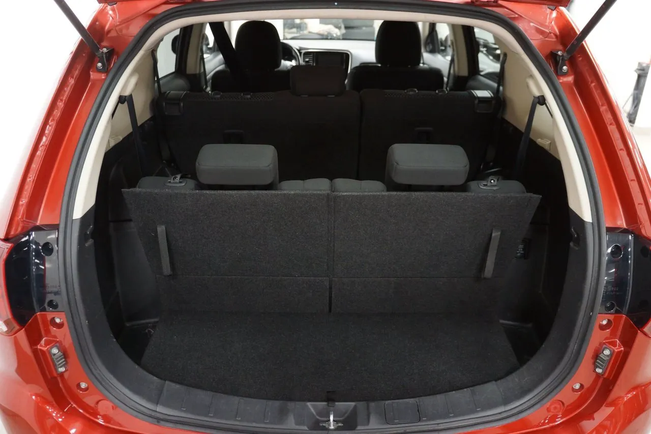 Mitsubishi Outlander bild 14