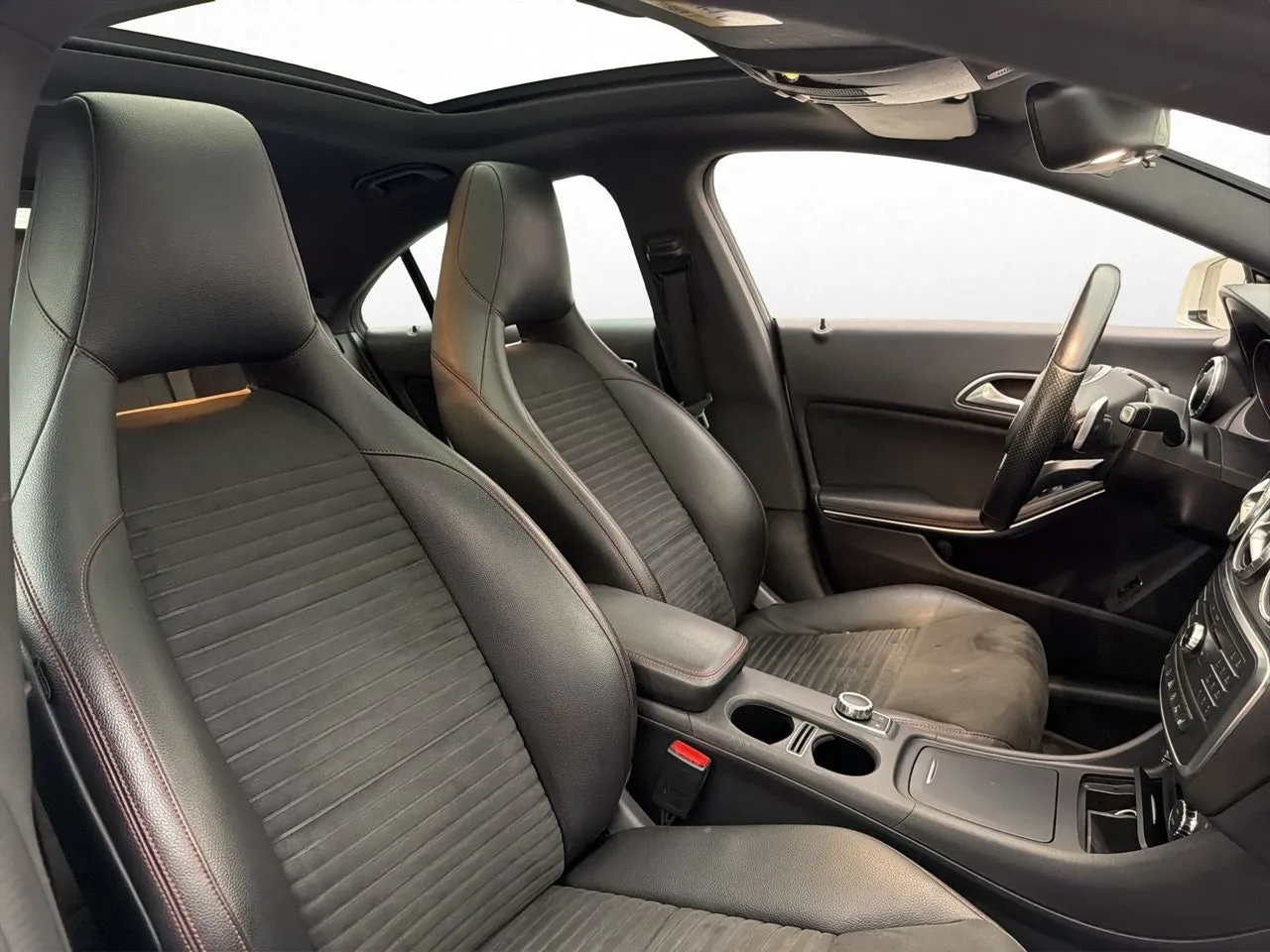 Mercedes CLA250 bild 13