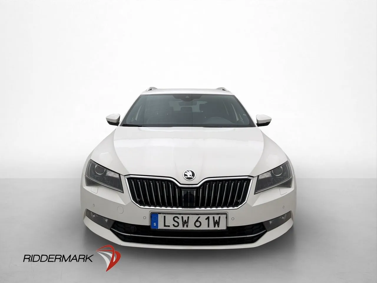 Skoda Superb bild 2