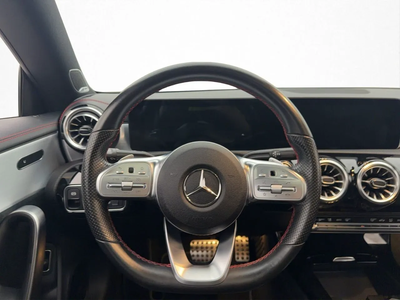 Mercedes CLA200 bild 17