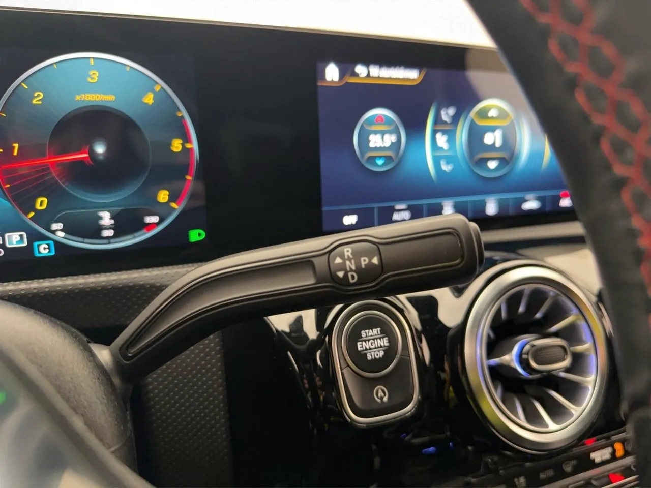 Mercedes CLA200 bild 21