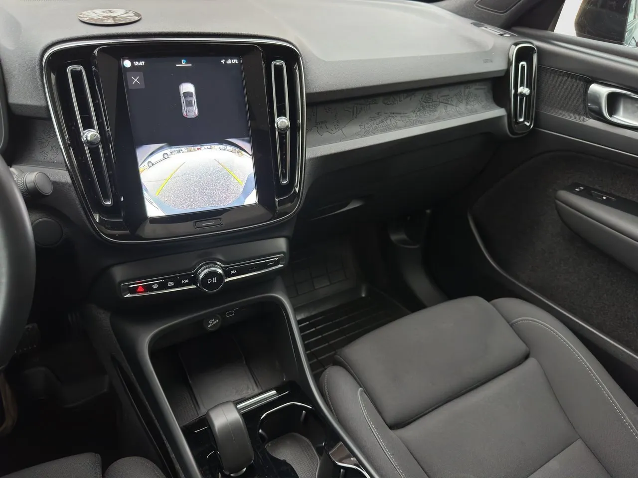 Volvo C40 Recharge bild 14