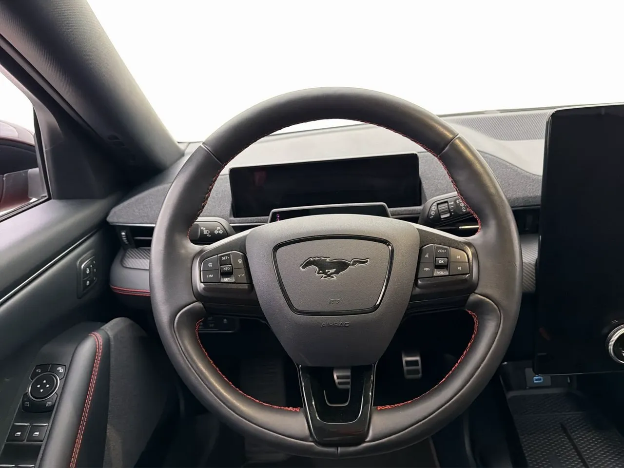 Ford Mustang Mach-E bild 15