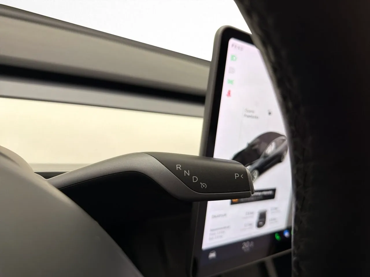 Tesla Model 3 bild 32