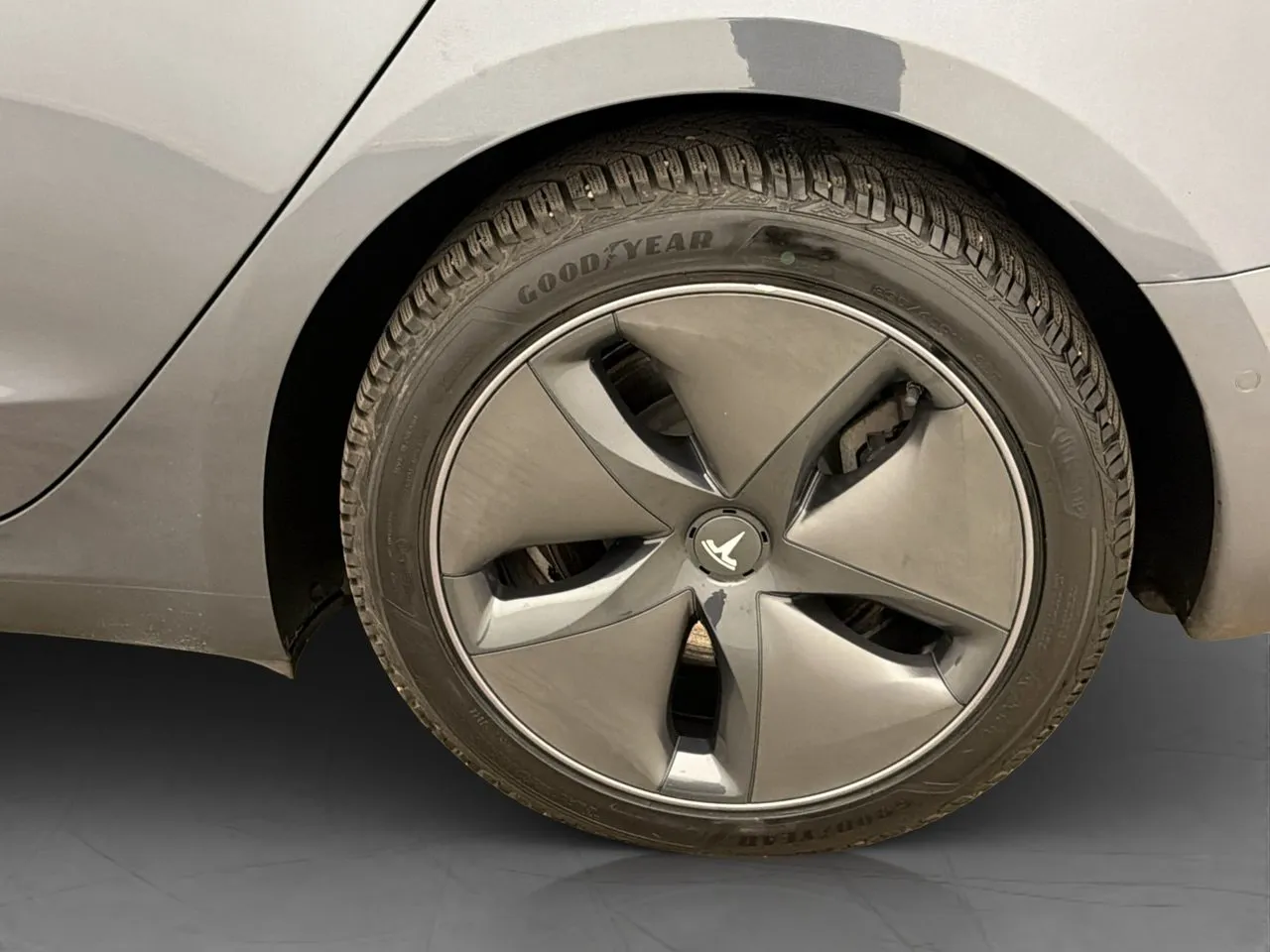 Tesla Model 3 bild 29