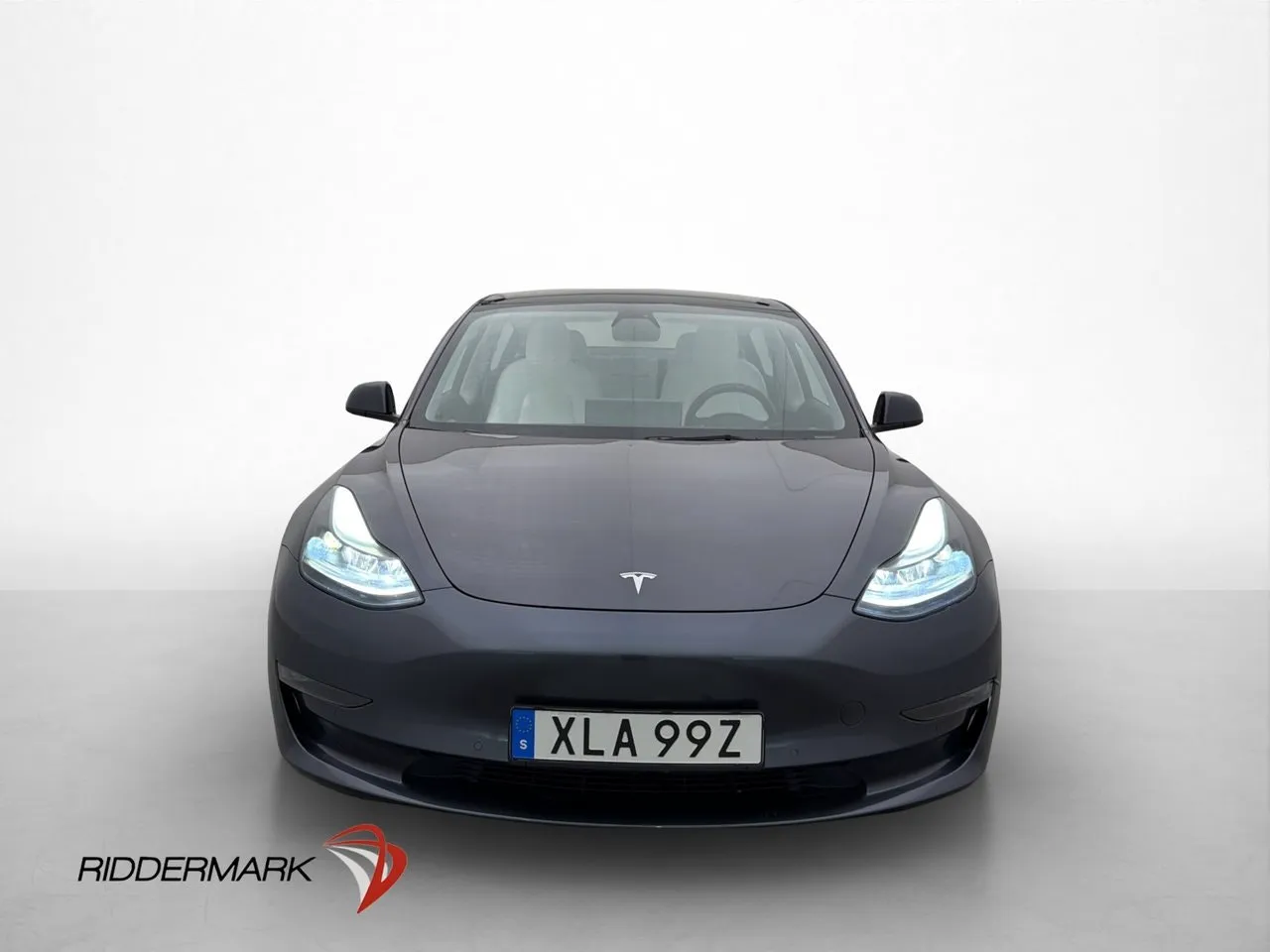 Tesla Model 3 bild 3