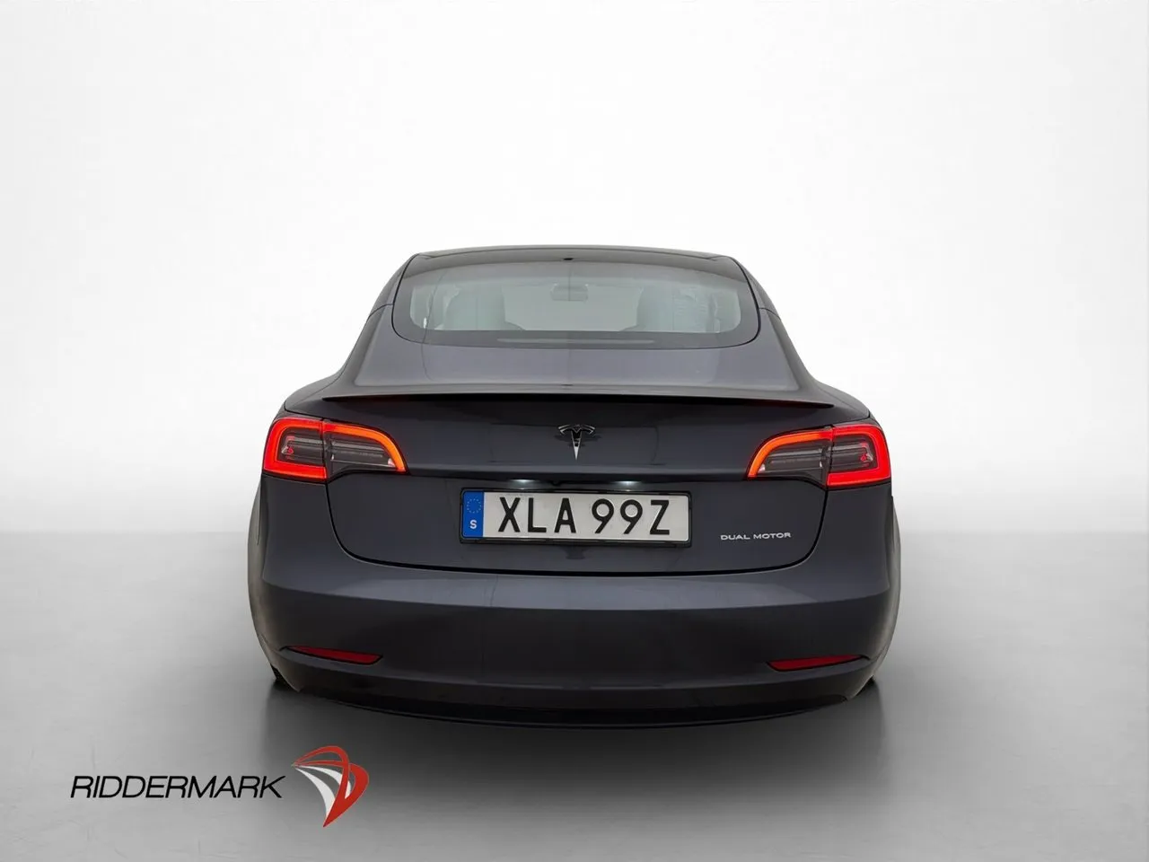Tesla Model 3 bild 8