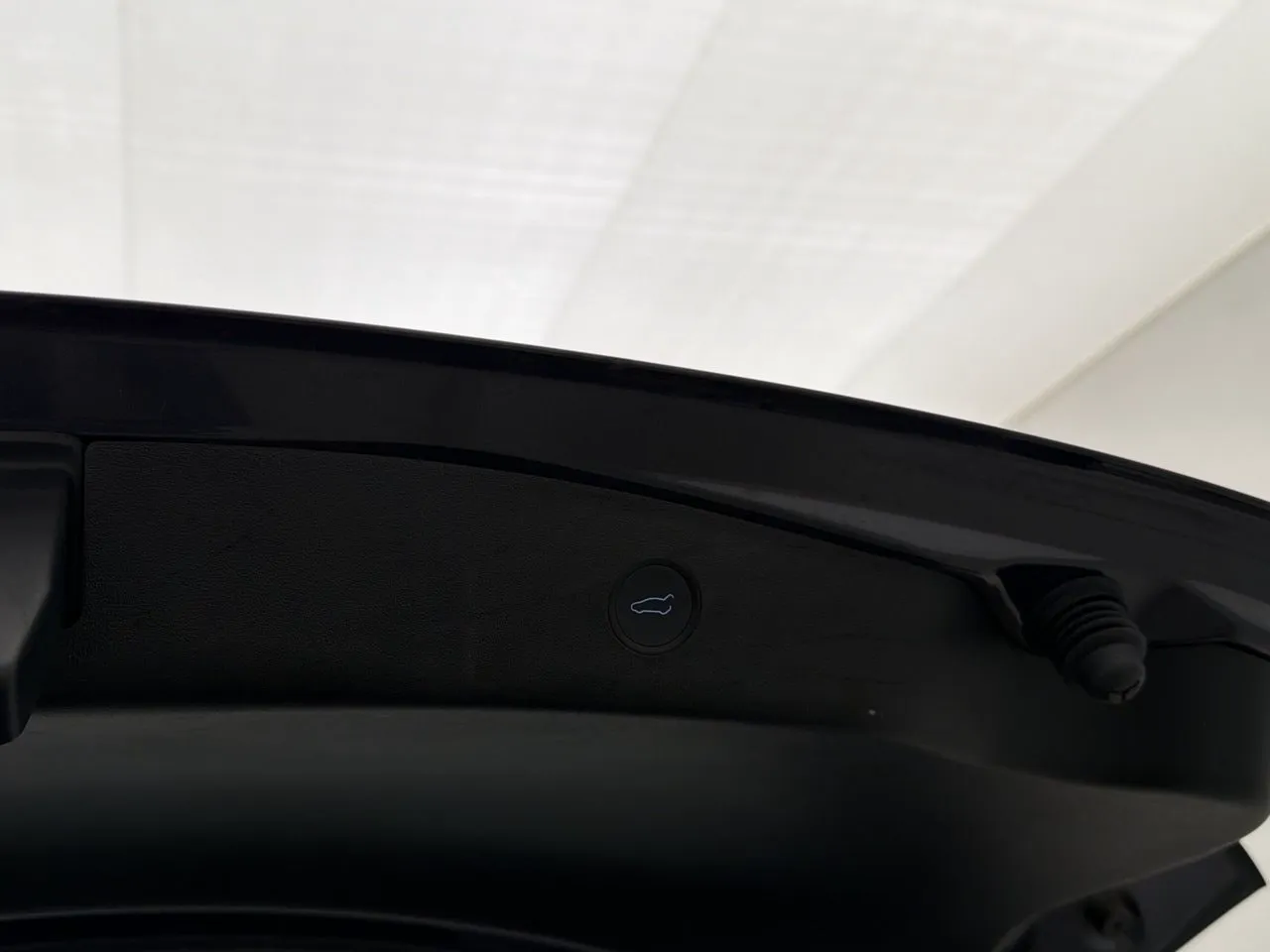 Tesla Model 3 bild 25