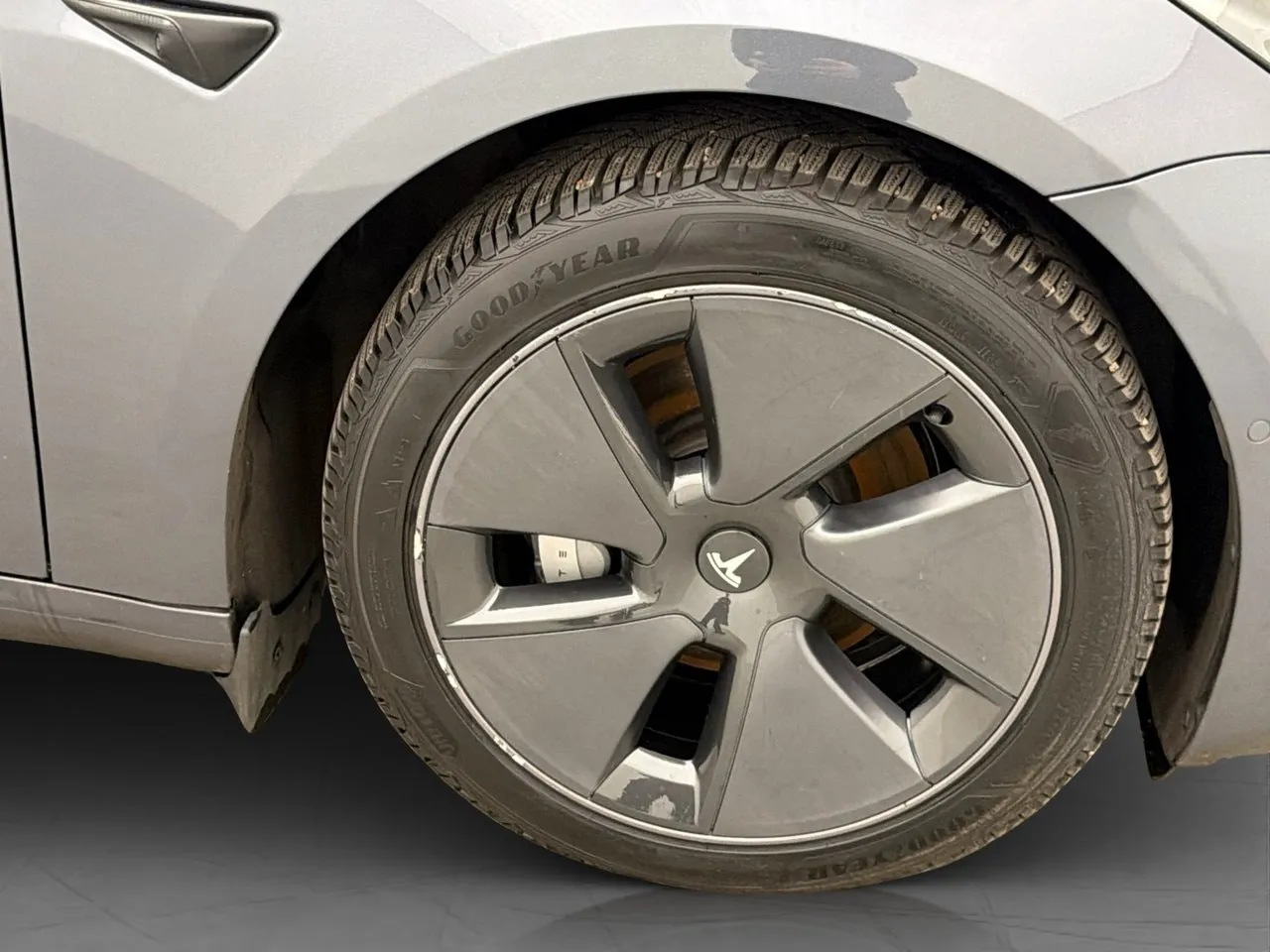 Tesla Model 3 bild 31
