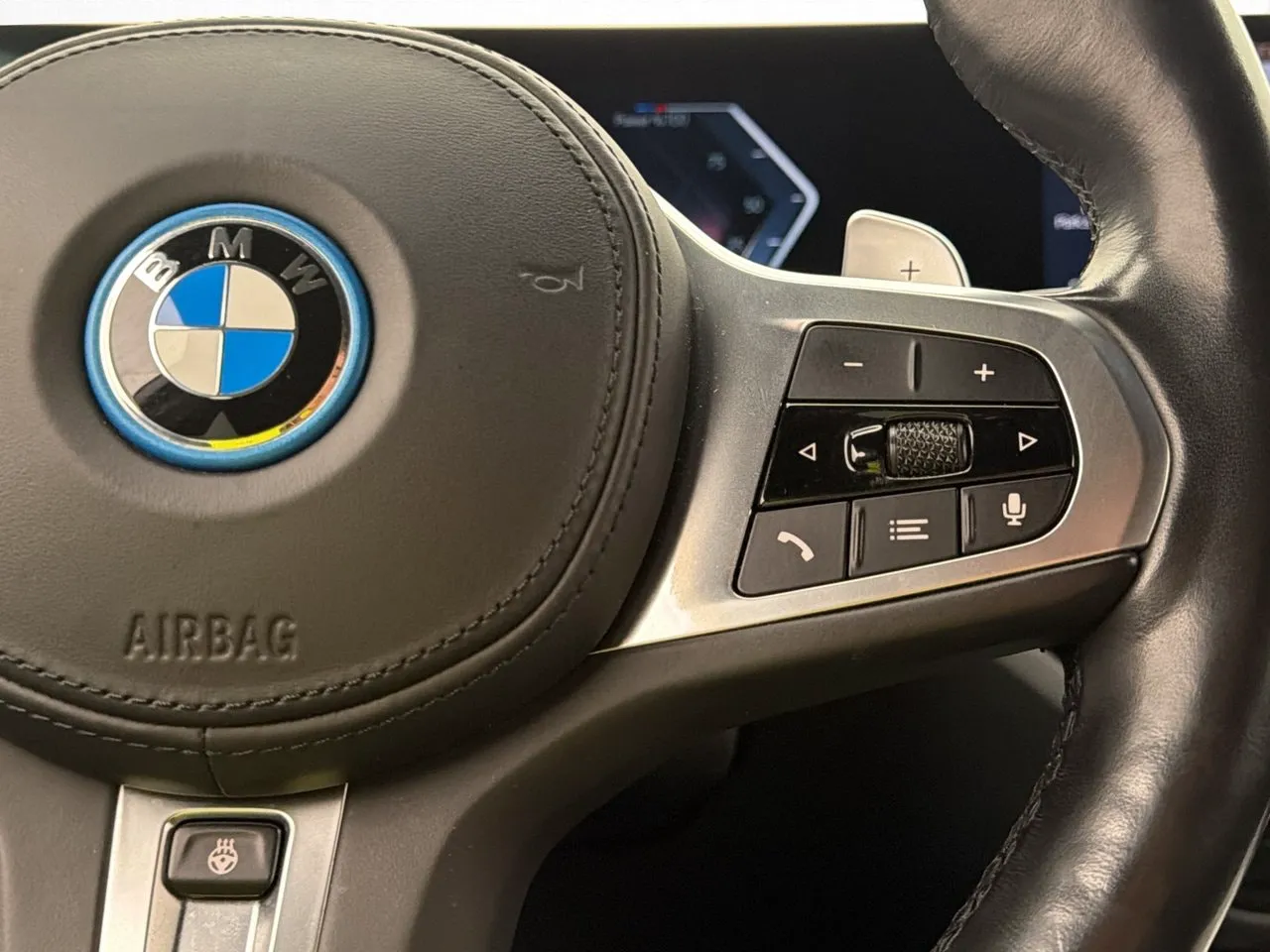 BMW 330 bild 16