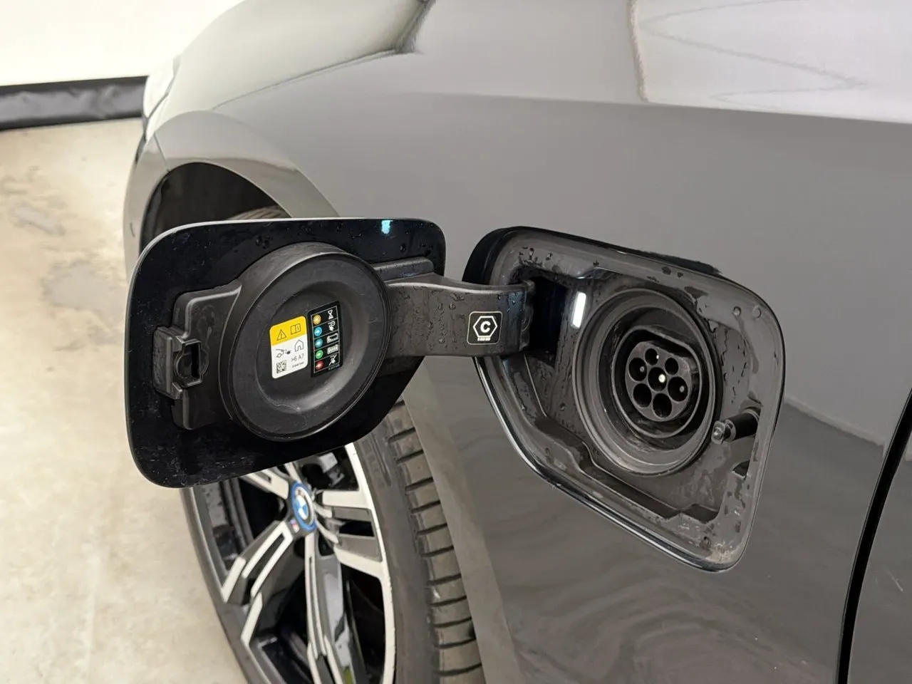 BMW 330 bild 36